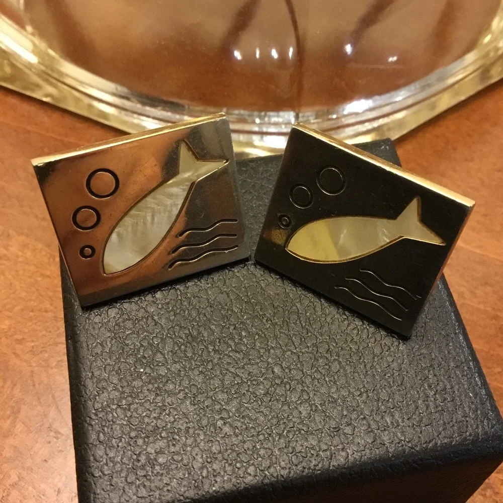 Vintage Mid Century Era SWANK Modernist MOP Fish Cufflinks